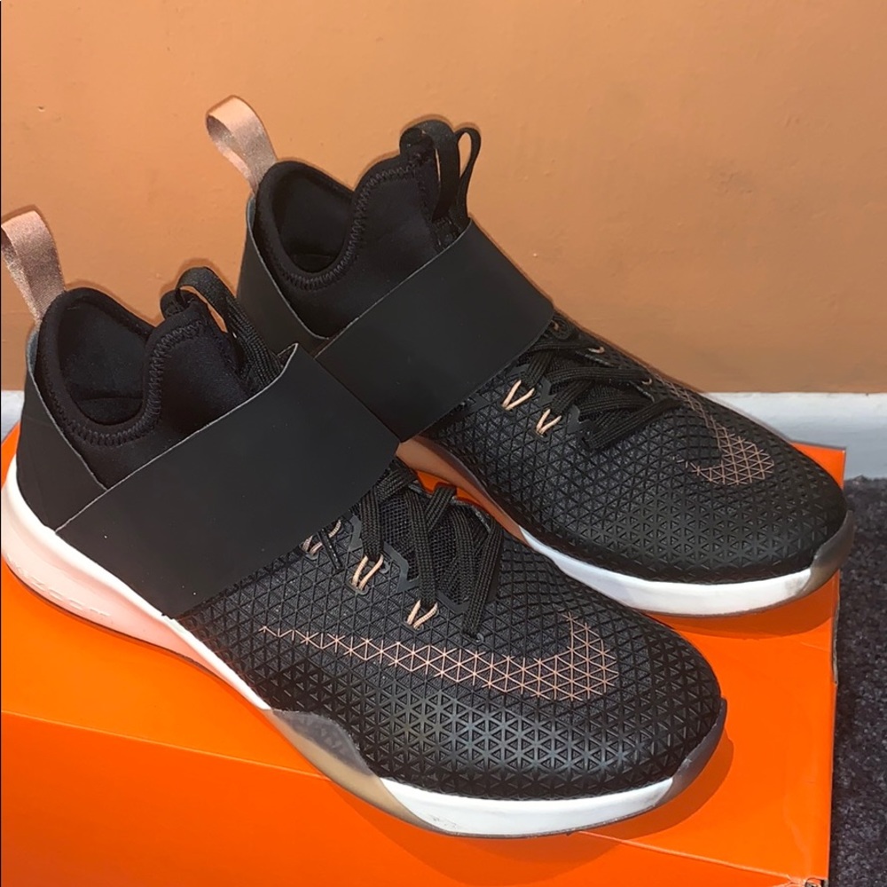 Nike Women’s Air Zoom Strong Training Shoe